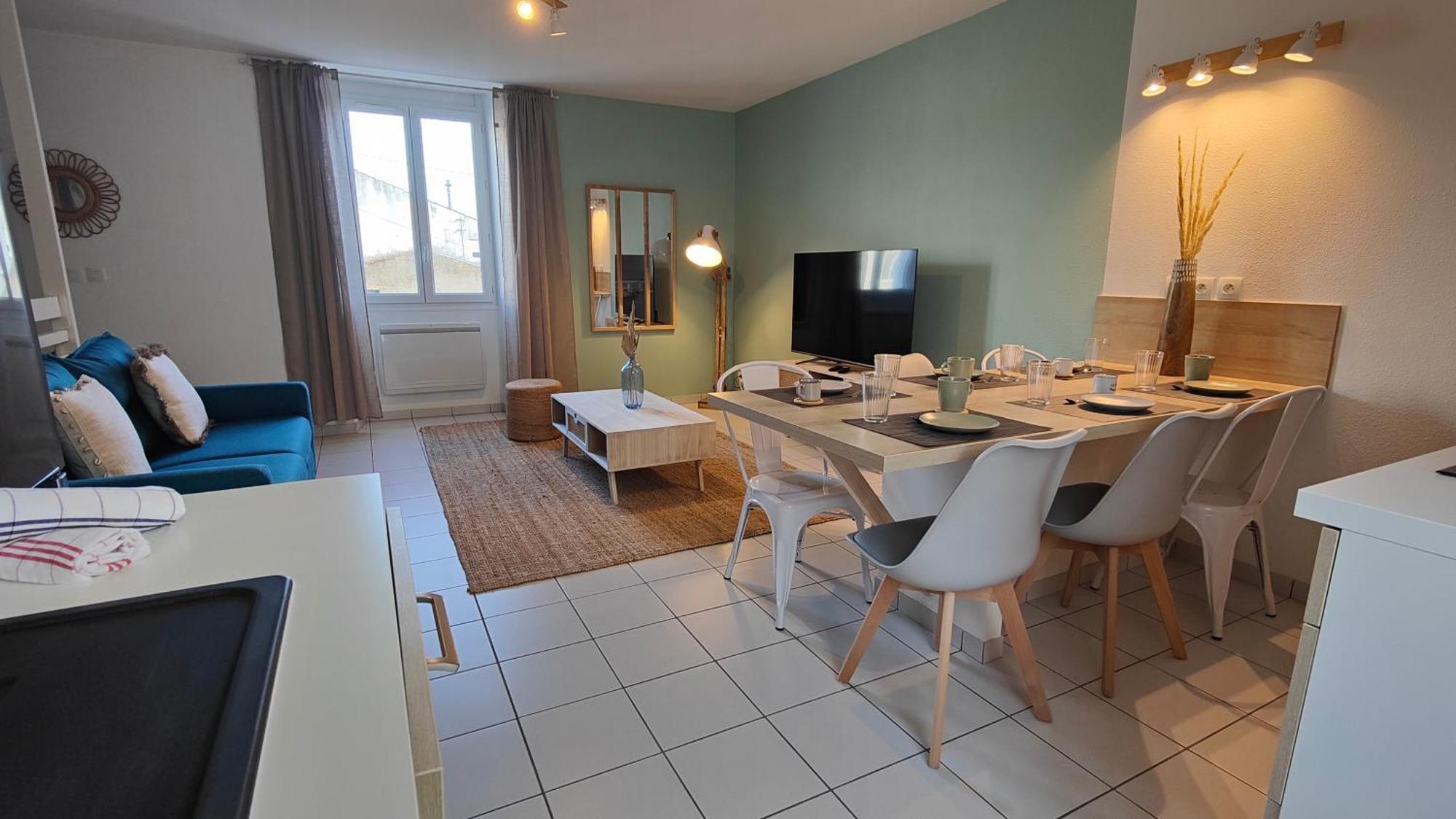 Appartement Centre-Ville Proche Lac, Ocean, Vignes Lesparre-Médoc Buitenkant foto